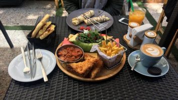 رزرو هتل ارزان در مشهد با غذا